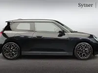 Used Mini Cooper SE Hatch 158 kW (215 HP) 2024 Black Hatchback
