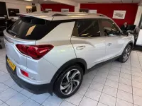 Usado SsangYong Korando 136 CV (100 kW) 2022 Plateado Familiar