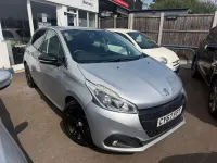 Used Peugeot 208 GT-line 2017 Silver Hatchback