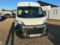 Usado Citroën Relay 140 HP (102 kW) 2023 Branco Van