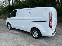 Used Ford Transit Custom Limited 130 HP (95 kW) 2021 White Van