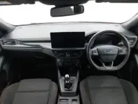 Used Ford Focus ST-Line 125 HP (91 kW) 2023 Red Hatchback