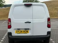 Used Vauxhall Combo 100 HP (73 kW) 2024 White MPV