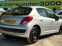 Used Peugeot 207 Active 95 HP (69 kW) 2011 Silver Hatchback
