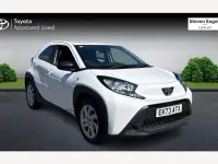 Used Toyota Aygo X PURE 72 HP (52 kW) 2023 White SUV
