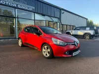 Used Renault Clio Dynamique 90 HP (66 kW) 2015 Red Hatchback