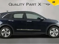 Used Kia e-Niro 147 kW (201 HP) 2020 Blue SUV