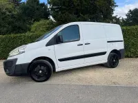 Used Peugeot Expert 90 HP (66 kW) 2015 White Van