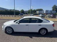 Used Skoda Octavia SE 105 HP (77 kW) 2013 White Hatchback