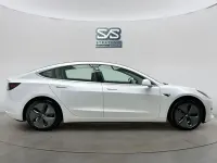 Used Tesla Model 3 Standard Range 239 kW (325 HP) 2019 White Sedan