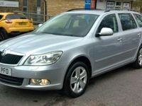 Used Skoda Octavia Elegance 105 HP (77 kW) 2012 Silver Estate