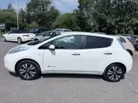 Used Nissan Leaf Tekna 80 kW (109 HP) 2017 White Hatchback