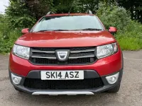 Used Dacia Sandero Lauréate 90 HP (66 kW) 2014 Red Hatchback