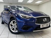 Used Infiniti Q30 109 HP (80 kW) 2017 Blue Hatchback
