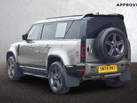Used Land Rover Defender SE Dynamic 249 HP (183 kW) 2024 Silicon silver Estate