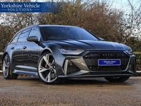 Begagnad Audi RS6 Performance 2024 Grå Kombi
