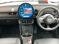 Usado Mini Cooper Hatch 113 kW (154 CV) 2026 Rojo Utilitario