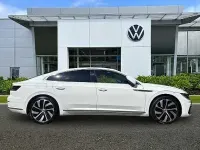 Używany VW Arteon R-line 190 KM (139 kW) 2020 Biały Hatchback