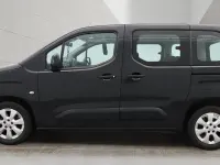 Begagnad Vauxhall Combo Design Edition 100 HK (73 kW) 2019 Svart Minibuss