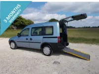 Used Vauxhall Combo 90 HP (66 kW) 2009 Blue MPV