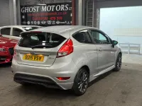 Used Ford Fiesta Zetec 125 HP (91 kW) 2015 Silver Hatchback
