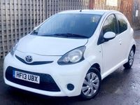 Begagnad Toyota Aygo 2013 Vit Halvkombi