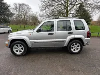 Used Jeep Cherokee Limited 201 HP (147 kW) 2006 Silver SUV