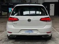 Używany VW Golf VII R-line 150 KM (110 kW) 2021 Biały Hatchback