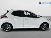 Used Toyota Yaris Design 91 HP (66 kW) 2022 White Hatchback