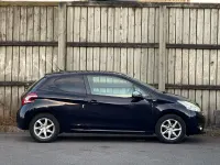 Used Peugeot 208 Style 82 HP (60 kW) 2014 Blue Hatchback