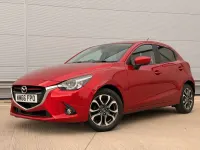 Usado Mazda 2 Inclusive 2016 Vermelho Citadino