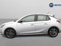 Usado Vauxhall Corsa Design Edition 75 HP (55 kW) 2024 Citadino