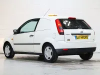 Used Ford Fiesta 68 HP (50 kW) 2004 White Hatchback