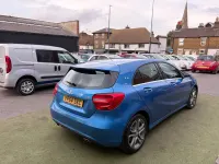 Used Mercedes A200 134 HP (98 kW) 2014 Blue Hatchback