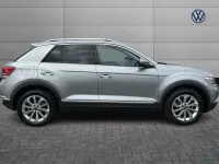 Używany VW T-Roc Style 150 KM (110 kW) 2025 Srebrny SUV