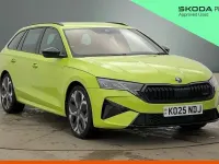 Used Skoda Octavia vRS 195 HP (143 kW) 2025 Hyper green Estate