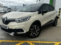 Used Renault Captur Dynamique 90 HP (66 kW) 2018 Cream/black SUV
