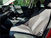 Used MG HS SE 2025 Red SUV