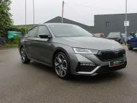 Usado Skoda Octavia vRS 180 CV (132 kW) 2024 Gris Utilitario