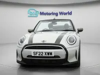 Usado Mini Cooper Cabriolet Exclusive 136 CV (100 kW) 2022 Plateado Descapotable