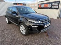 Używany Land Rover Range Rover evoque SE 2018 Czarny Kombi