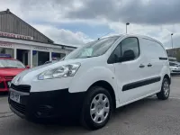 Used Peugeot Partner 2014 White
