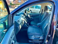 Used VW Caddy Life 102 HP (75 kW) 2017 Mauve/purple MPV