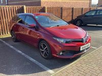 Used Toyota Auris Design 136 HP (100 kW) 2018 Red Estate