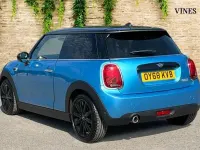 Used Mini Cooper Hatch 136 HP (100 kW) 2018 Blue Hatchback