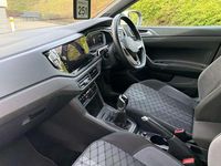 Used VW Taigo R-line 110 HP (80 kW) 2022 Grey SUV