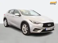 Used Infiniti Q30 Business 109 HP (80 kW) 2017 Silver Hatchback