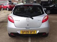 Used Mazda 2 Inclusive 103 HP (75 kW) 2009 Silver Hatchback