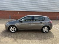 Second-hand Peugeot 308 Active 110 CP (80 kW) 2016 Gri Hatchback