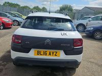 Used Citroën C4 Cactus Feel 2016 White Hatchback